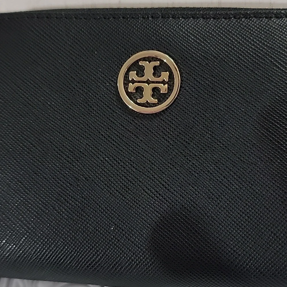 Tory Burch tone comes like